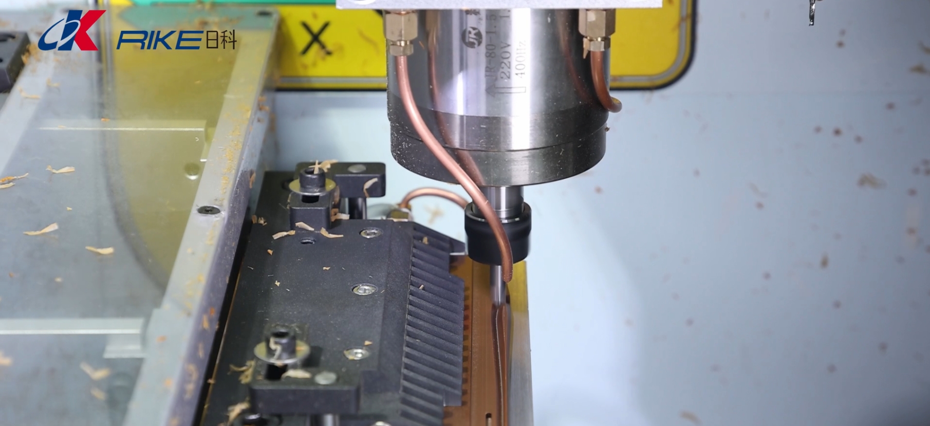990E-Ⅱ 全主動開脾刨脾機
